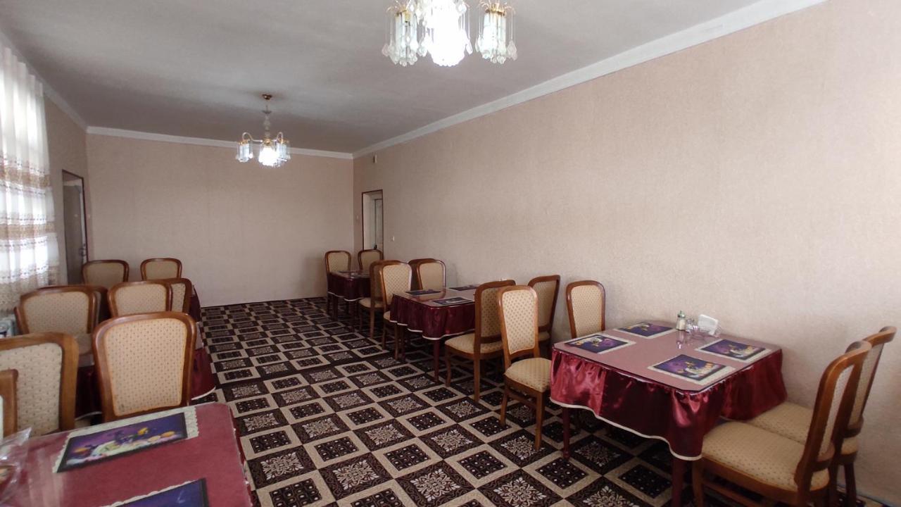 Avesto Bed & Breakfast Urghenci Exterior foto
