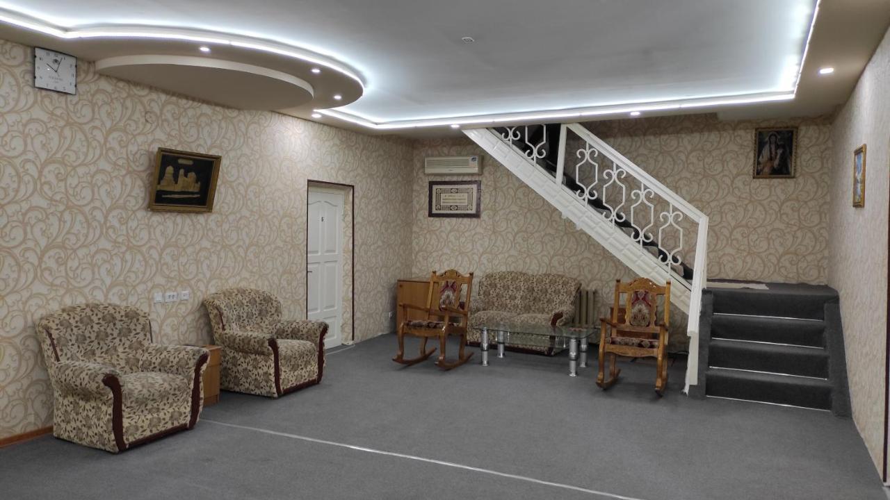 Avesto Bed & Breakfast Urghenci Exterior foto